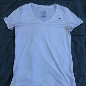 nike v neck
